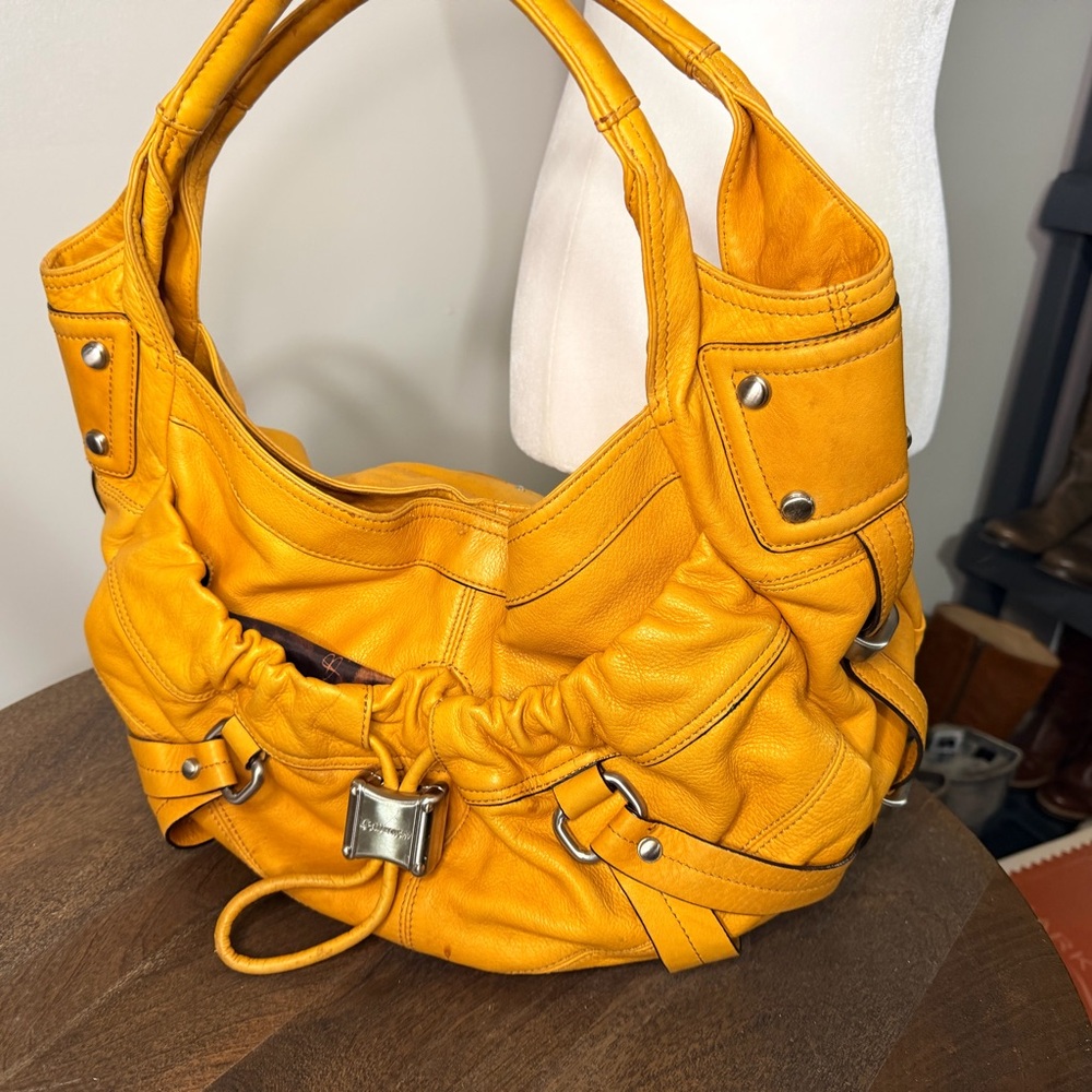 b. makowsky Mustard Leather Hobo Bag - Picture 4 of 9